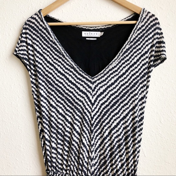 Velvet by Graham & Spencer Aztec Stripe Dress - Picture 2 of 8